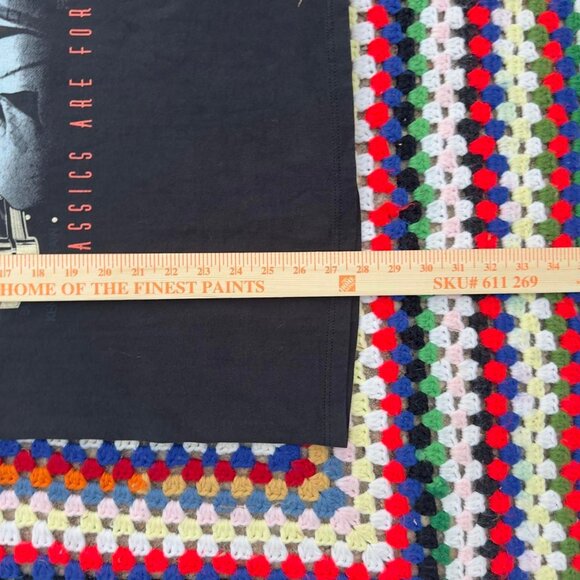 Vintage Elvis Presley T-Shirt – Black – 90s – “Classics Are Forever” Large - Picture 7 of 7